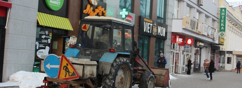 ТСЖ и подрядчики: мэр Екатеринбурга назвал тех, кто мешает уборке снега