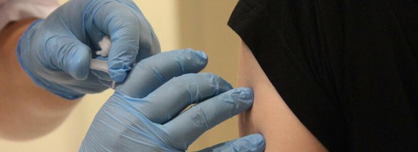 320 доз вакцин от коронавируса украли из свердловской больницы