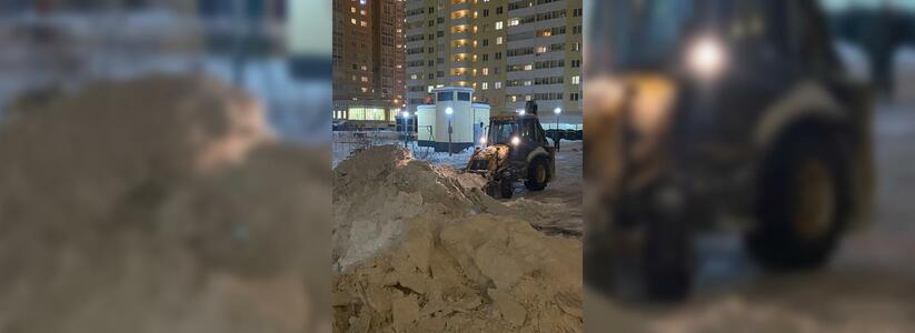 В Екатеринбурге прогнившую снегоуборочную технику можно проткнуть пальцем