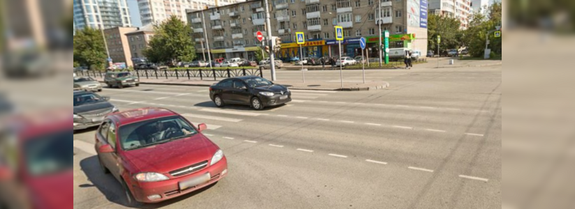 В Екатеринбурге поменяли правила движения на перекрестке Машинная – Щорса