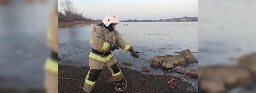 В Свердловской области 13-летний школьник провалился под лед