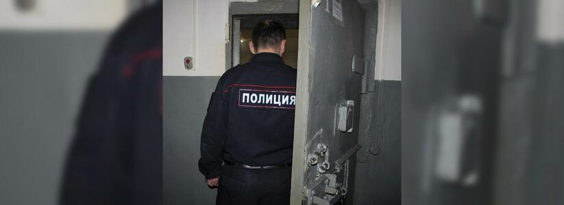 В Екатеринбурге полиция и ФСБ задержали стрелка, ранившего мужчину у бара