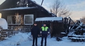 Не только на дороге: в Свердловской области инспекторы ГИБДД спасли пенсионеров из горящего дома