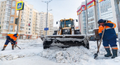 Коммунальщики Екатеринбурга вывезли за сутки 13 тысяч тонн снега, удерживая город в рабочем ритме
