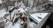 В Екатеринбурге загорелась квартира на шестом этаже: погиб человек, 21 жилец эвакуировался