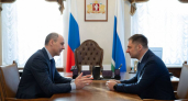 Денис Паслер поставил задачи перед новым ректором УрФУ: подготовка инженеров, микроэлектроника и фестиваль молодежи