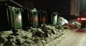 Снегопады в Екатеринбурге парализовали вывоз мусора: мусоровозы не могут подъехать к бакам