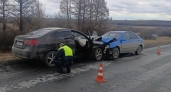 Три человека пострадали в лобовом ДТП из-за запрещенного обгона на трассе под Туринском