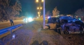 В Екатеринбурге 20-летний водитель без прав насмерть разбился на иномарке
