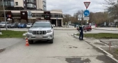 В Екатеринбурге водитель внедорожника не заметил ребенка на велосипеде из-за препятствия во дворе — мальчик в больнице