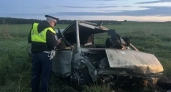 Под Сухим Логом перевернулась «ВАЗ 2108»: двое парней погибли на месте