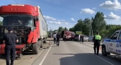 Два человека погибли в массовом ДТП на трассе под Екатеринбургом