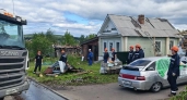 В Кушву пришла помощь: десятки семей получили воду, еду и стройматериалы после смерча