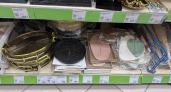Скупила в Fix Price все подносы: делюсь, как собрать из них стильную этажерку