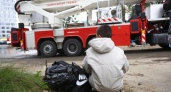 После атаки дрона в Екатеринбурге в двух высотках выбило стекла и балконы
