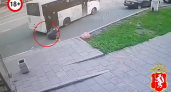 Водитель сбежал после падения пятилетнего мальчика из салона автобуса на Урале
