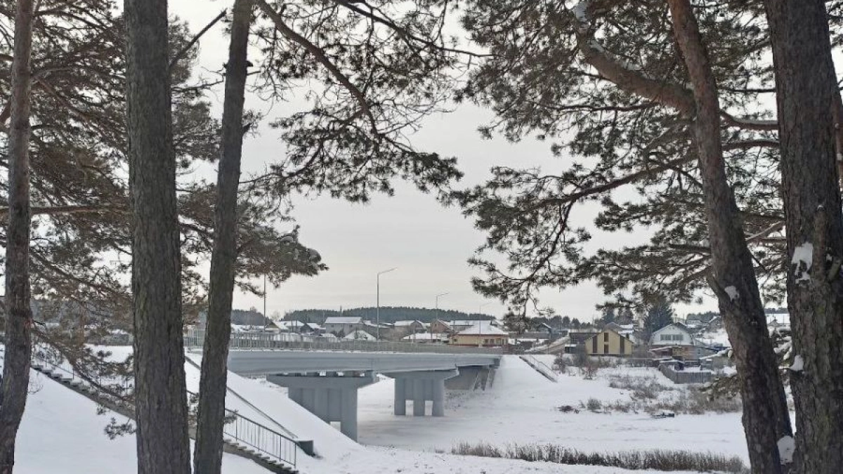 Рекорд дорожников: 258 километров автодорог обновлено в Свердловской области за год