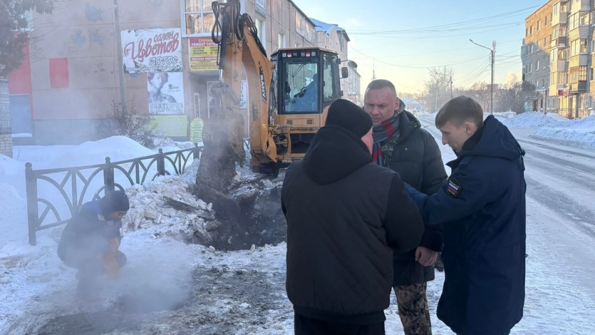 Коммунальная катастрофа на Урале: в лютый мороз под -33° в Богдановиче остались без отопления 17 домов