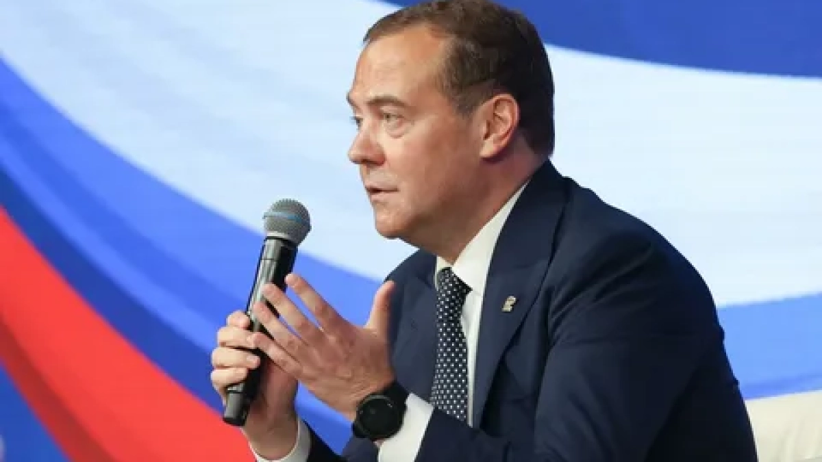 Дмитрий Медведев посетит Екатеринбург 19 февраля
