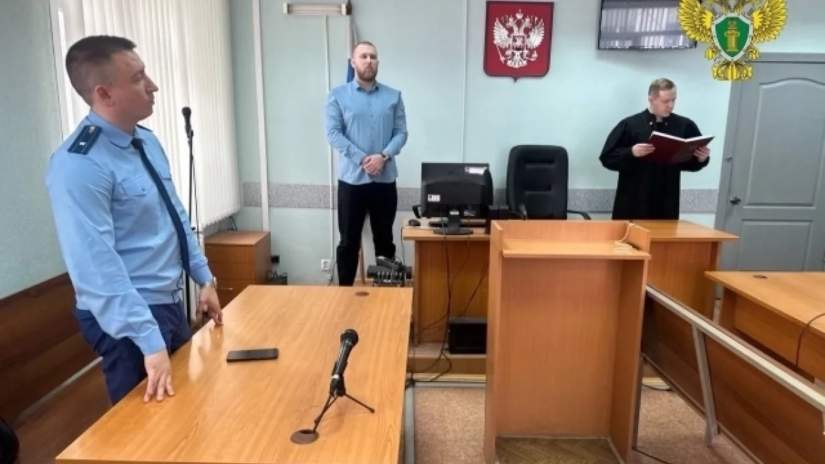 Экс-проректор уральского университета осуждён за взятки от студентов