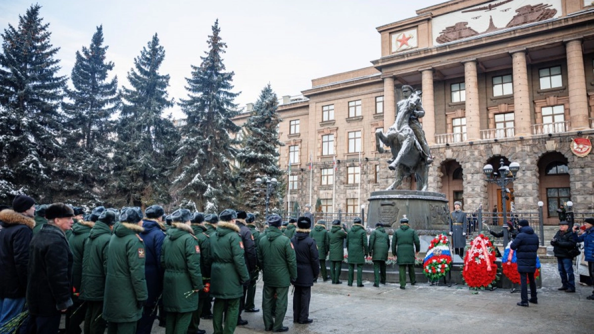 Движение по проспекту Ленина перекроют утром 23 февраля: схема объезда и время ограничений