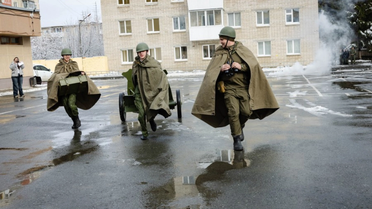 От 7 до 23 лет: в Свердловской области стартовала «Зарница 2.0» с дронами и лазертагом