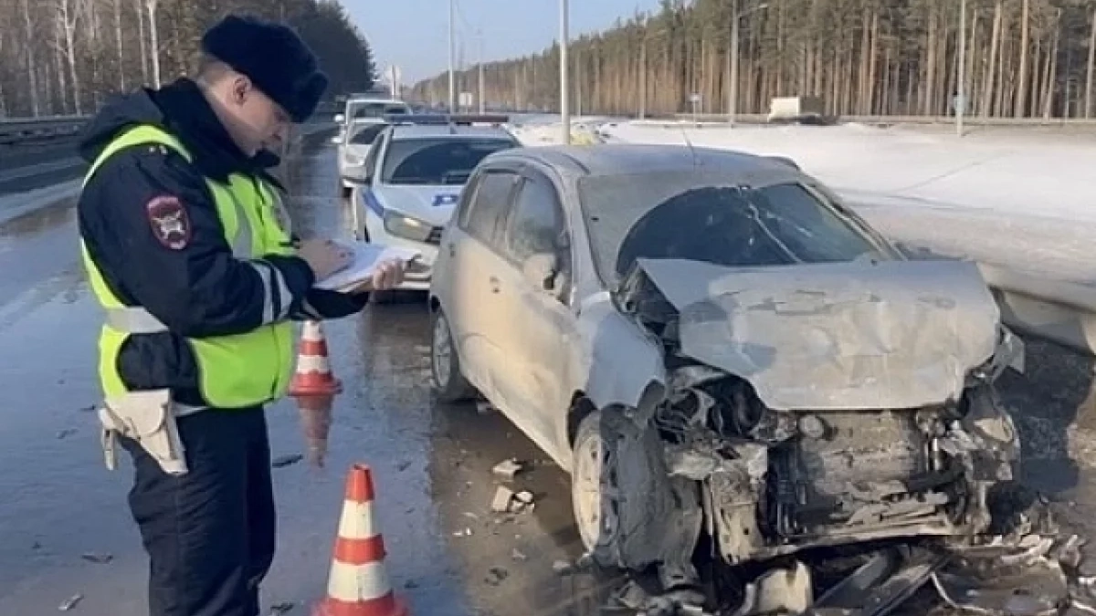 Четверо пострадавших: подробности жесткой аварии на трассе под Сысертью
