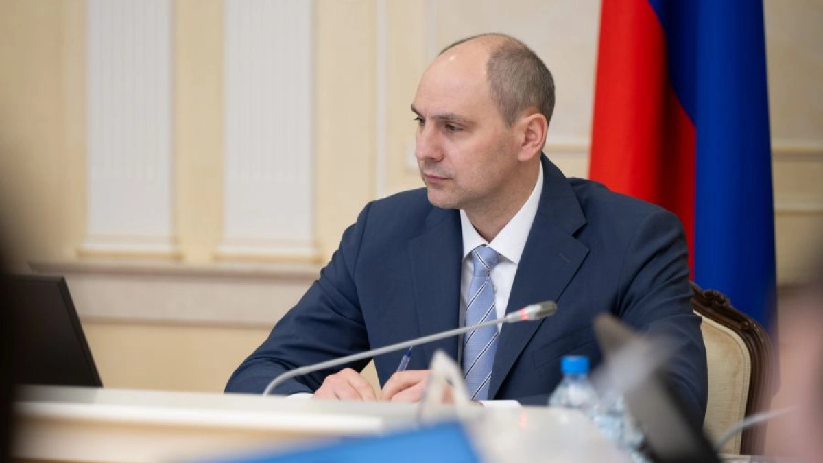 «Праздник молодежи — в первую очередь для них»: Денис Паслер поставил задачи по подготовке к фестивалю в Екатеринбурге