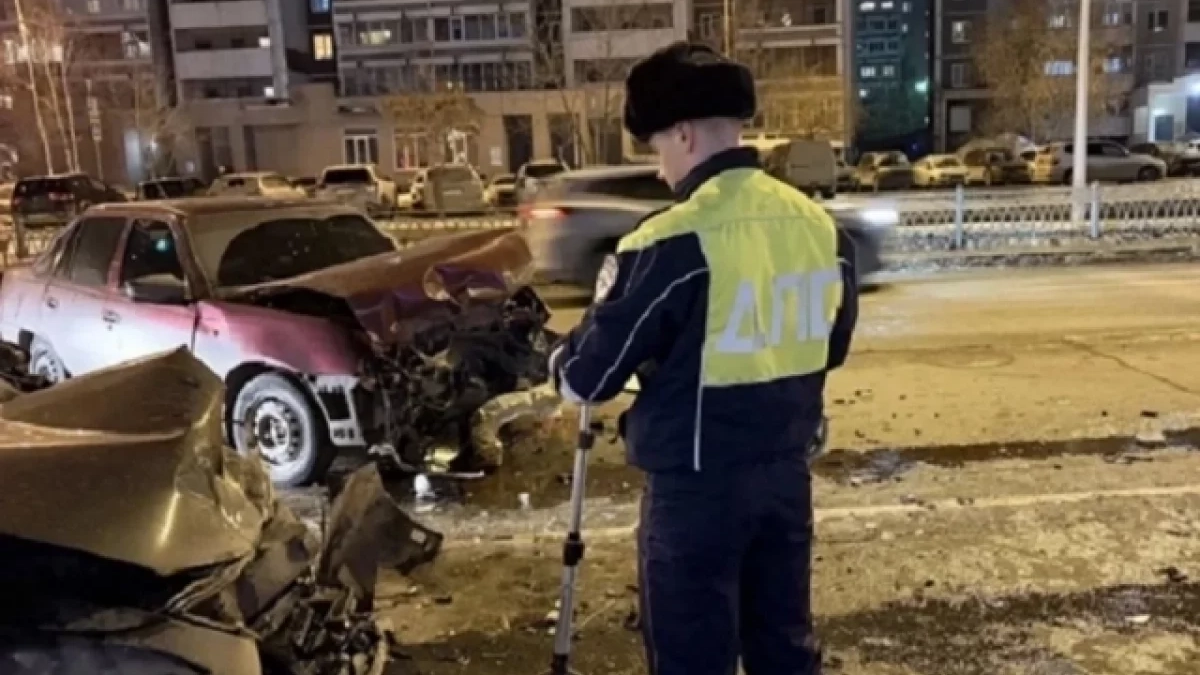 В Екатеринбурге иномарка вылетела на встречку: пострадали три человека