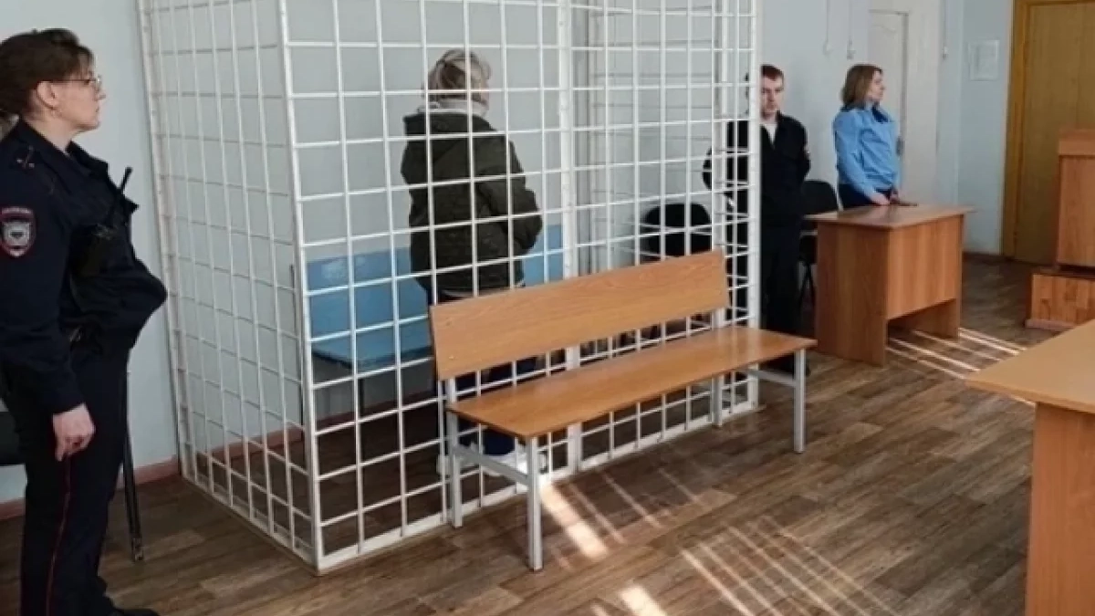 Морила голодом: опекун из Свердловской области получила 8 лет за истязание детей
