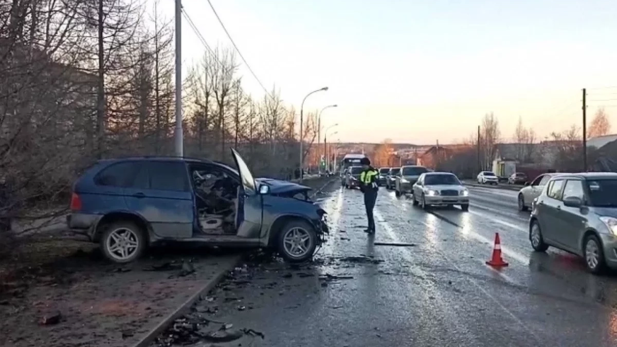 «Он убил молодую мать»: пьяный рецидивист на Lexus спровоцировал смертельное ДТП в Екатеринбурге