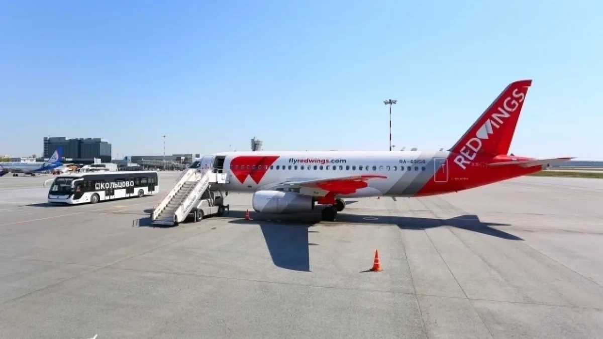 Red Wings запускает регулярные рейсы из Екатеринбурга в Актау с 11 июня