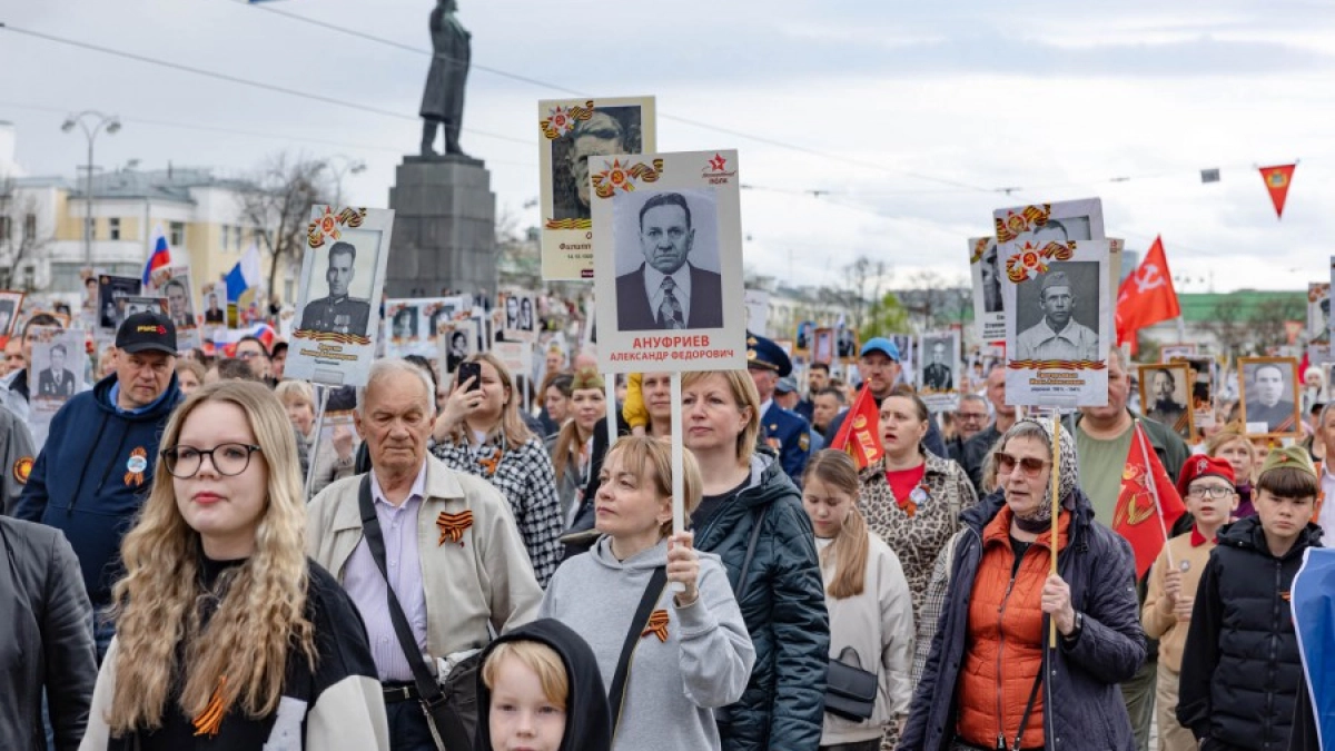 «Бессмертный полк» в Екатеринбурге 9 мая: новое место сбора, маршрут и правила