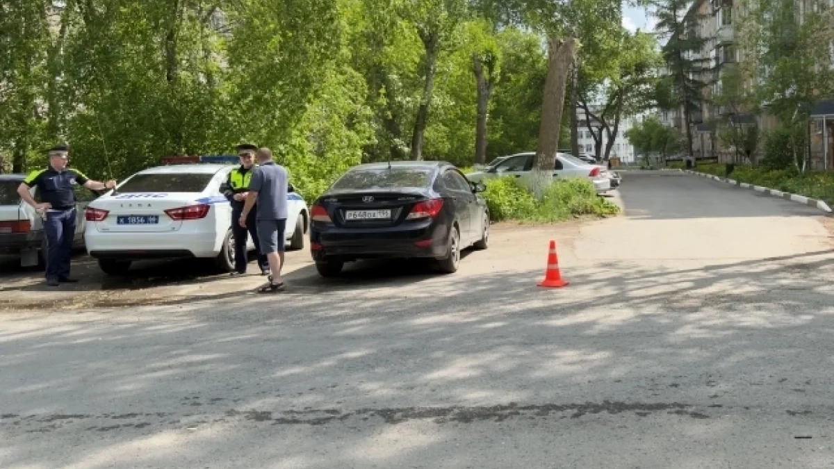 В Нижнем Тагиле водитель ВАЗа сбил 13-летнего мальчика на электровелосипеде