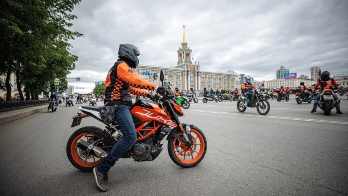 В центре Екатеринбурга перекроют несколько улиц 6 июня из-за мотопарада