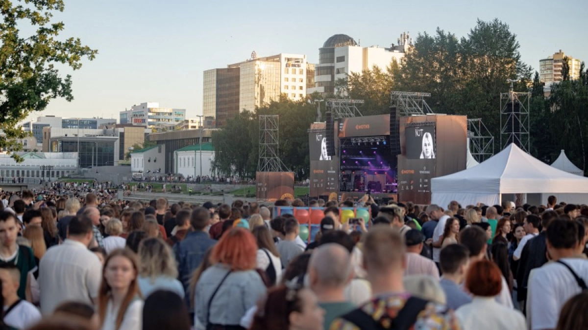 Екатеринбург гремел всю ночь: фестиваль собрал рекордные 450 тысяч