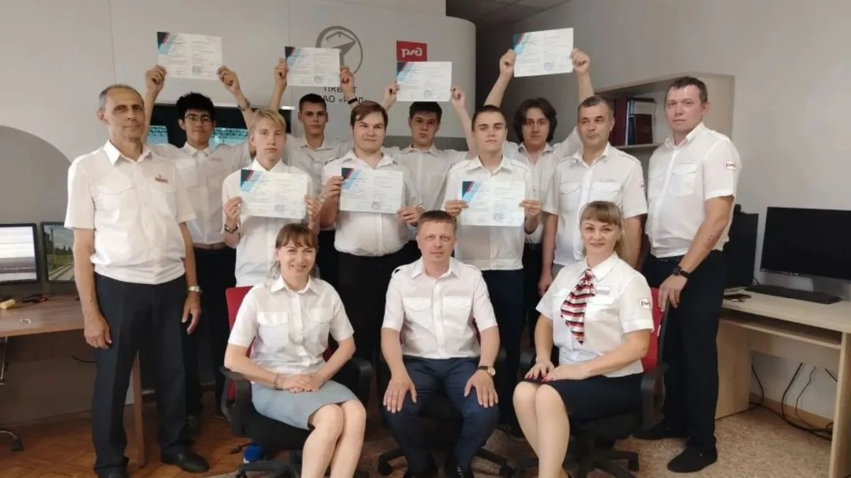 В Свердловской области состоялся первый выпуск школьников-железнодорожников