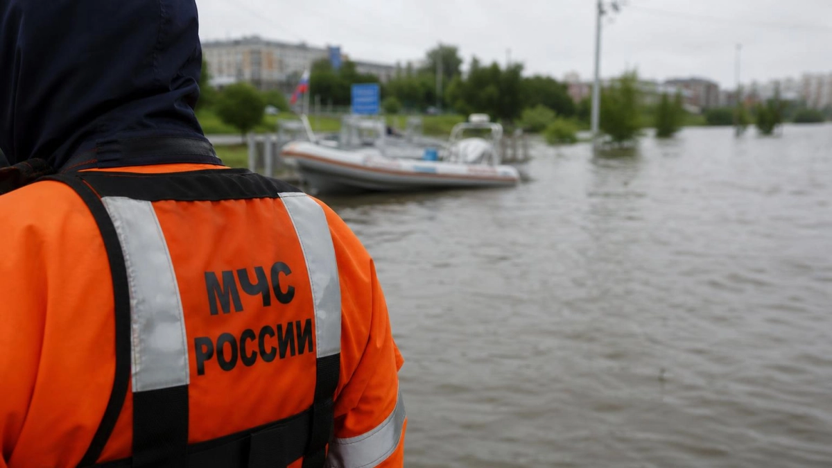 В пострадавших от паводка районах Свердловской области начали дезинфекцию и вакцинацию