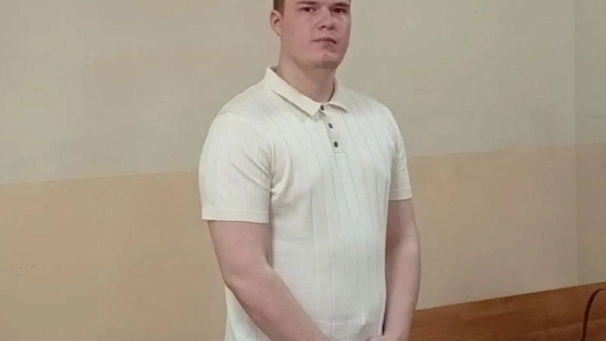 В Екатеринбурге отправили в колонию медиков и уклониста от срочной службы