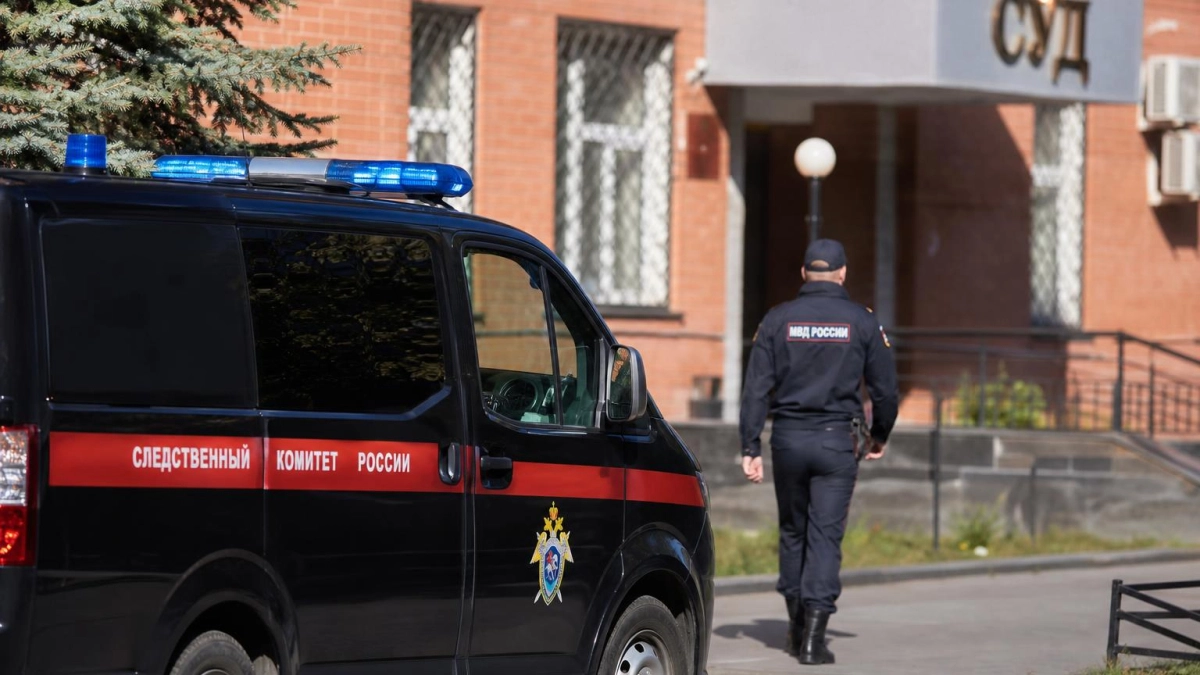 Бастрыкин потребовал доклад о гибели 13-летней девочки, погибшей под тоннами песка 