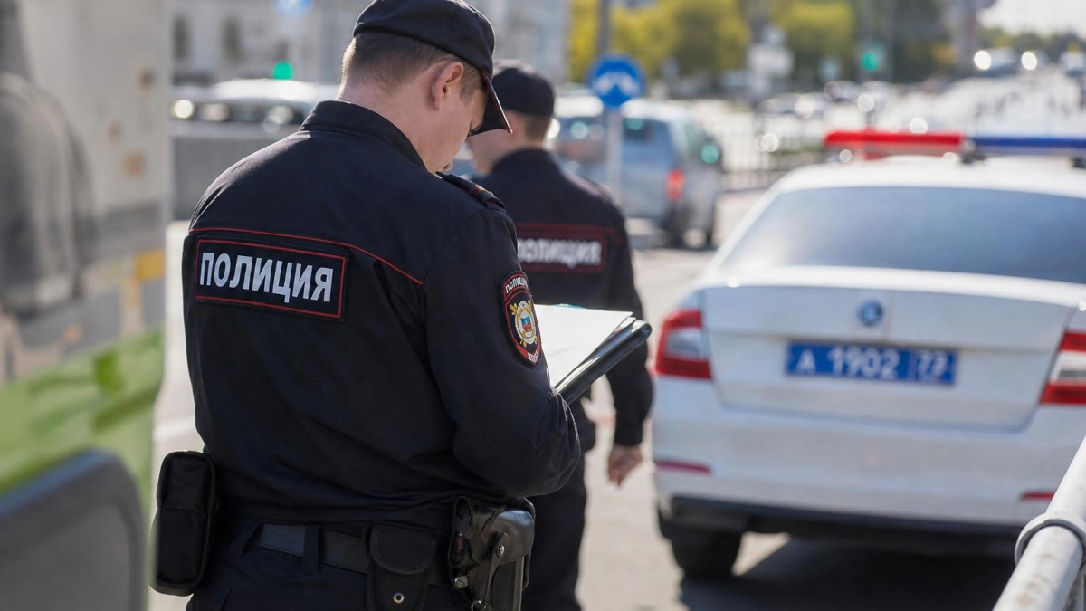 В Екатеринбурге ушел в отставку легендарный следователь-полицейский Миронов