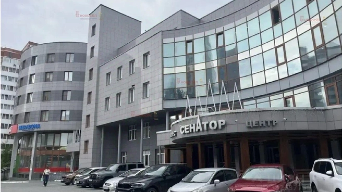 В Екатеринбурге выставили на продажу шестиэтажный бизнес-центр