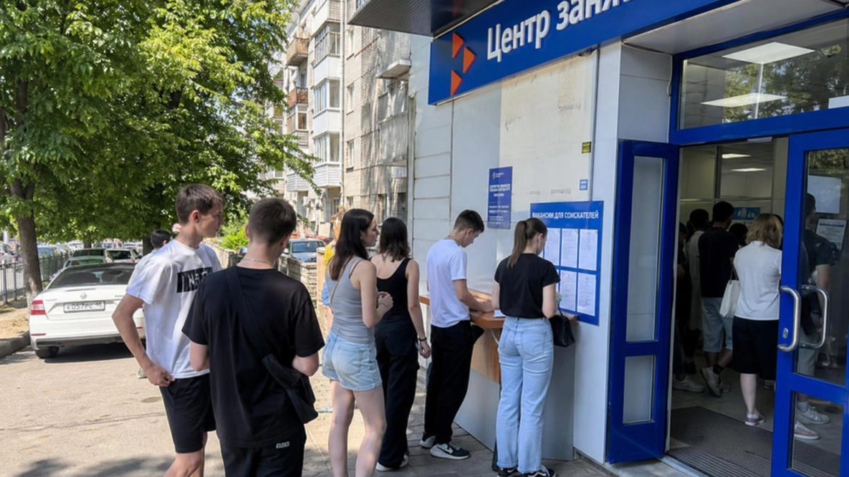 В Свердловской области за год стало в 1,8 раза больше безработных