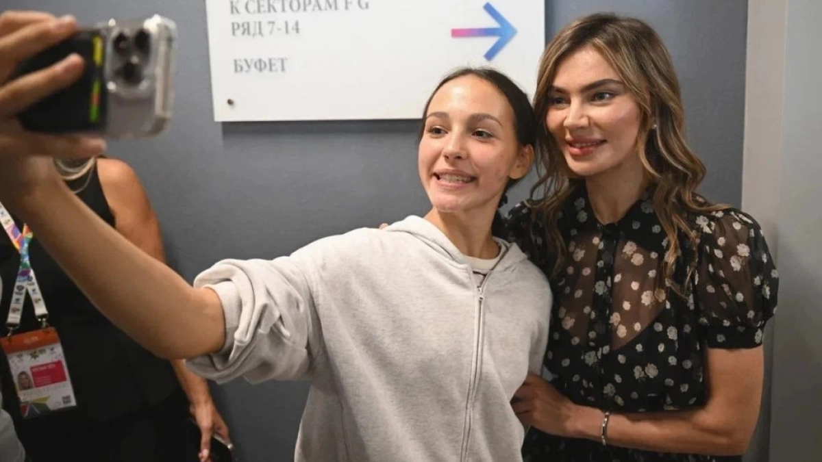 Алина Кабаева выступила перед участниками Спартакиады в Екатеринбурге