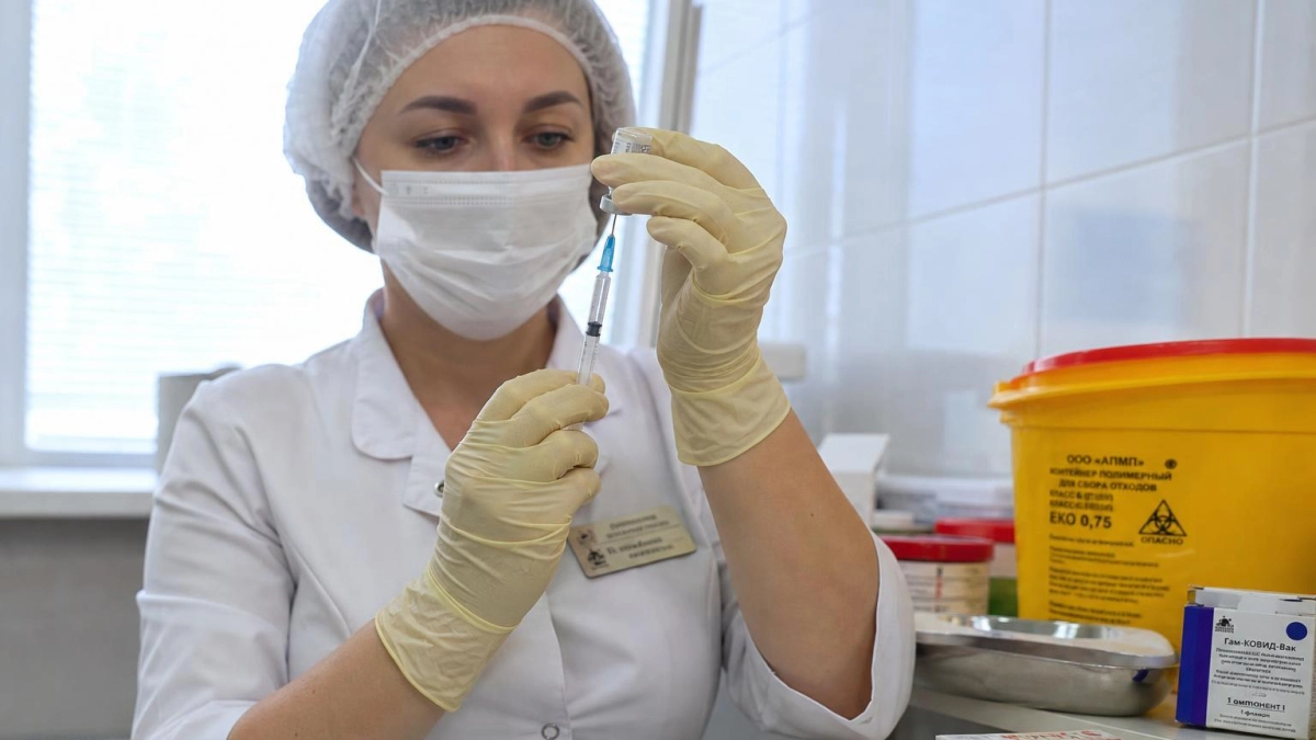 Куда исчез коронавирус: как сейчас протекает болезнь у свердловчан