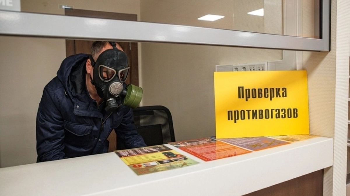 В Екатеринбурге 450 школьников спрятали в подземный паркинг во время тревоги